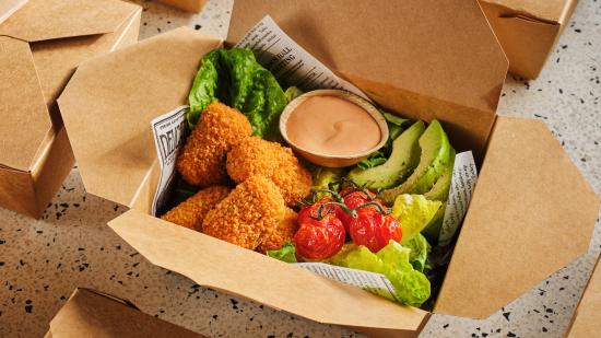 Luxe salade met Garnalen Croquetjes - afhalen en takeaway recepten